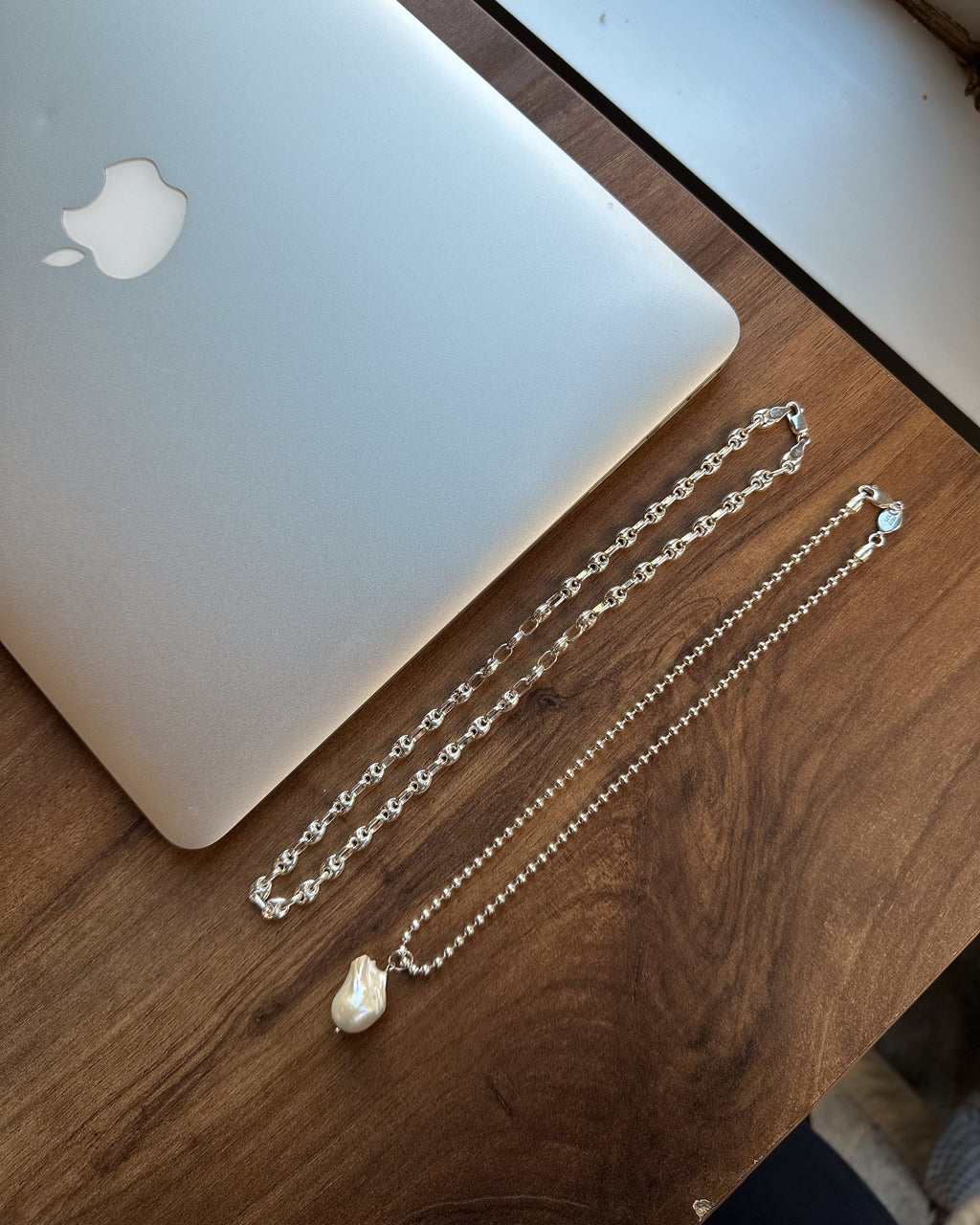 Mariner Cold heart necklace