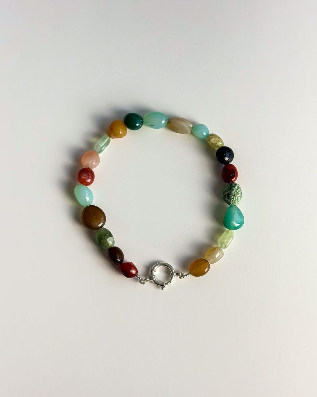 Mixed stones clover necklace